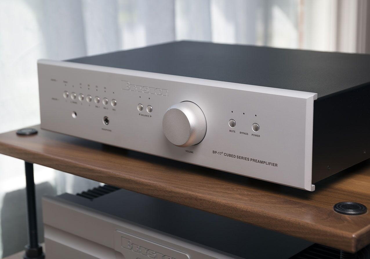 PRE-AMP-ANALOG.jpg